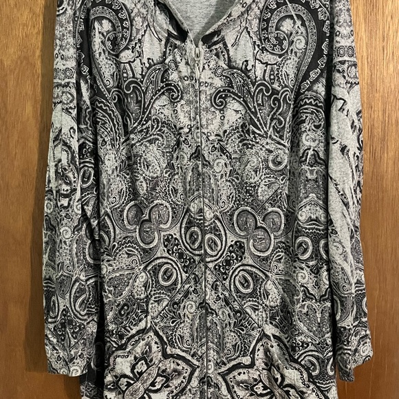 Jacket - Picture 1 of 6